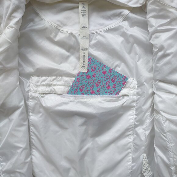 Lululemon Cropped Puffer Vest with Hood Size 10 White Snaps Hidden Zippers - Picture 13 of 13
